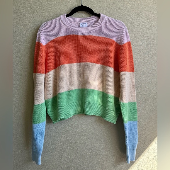 Multi-Color Cropped Pullover/Sweater - Picture 4 of 4